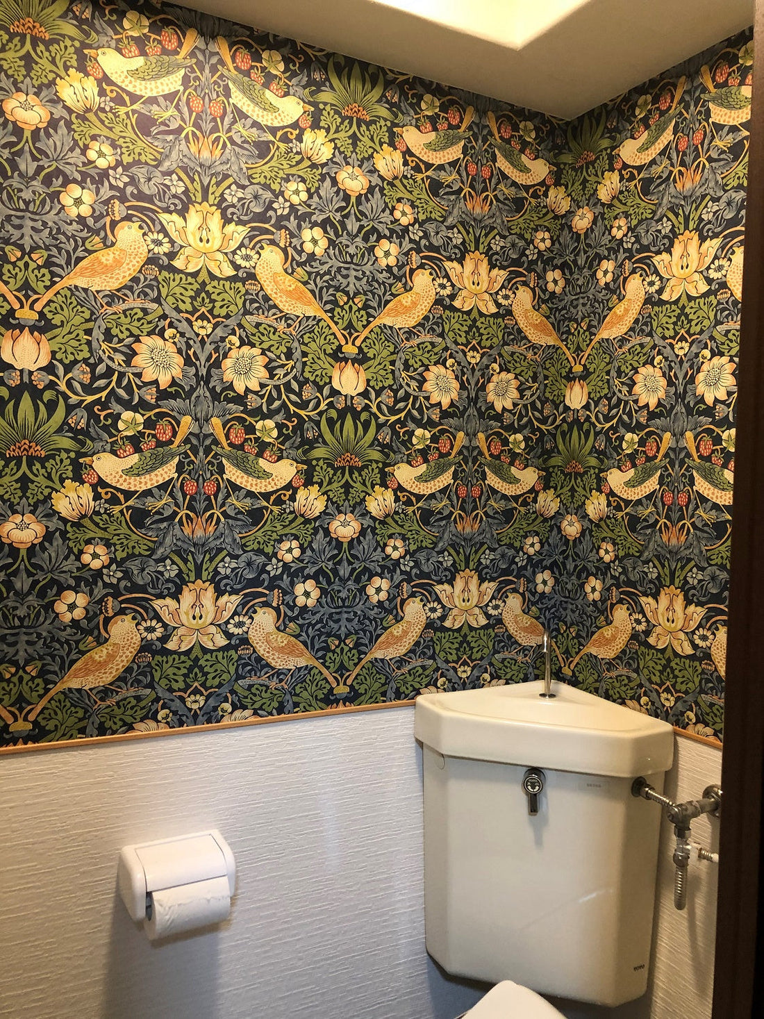 みんなはトイレにどんな壁紙貼ってるの??