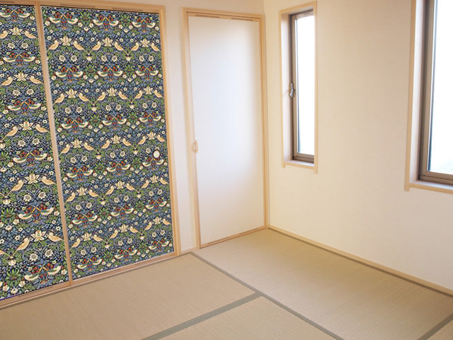 【送料無料】ウィリアムモリス柄 ふすま紙 97cm×2ｍ 2枚 いちご泥棒