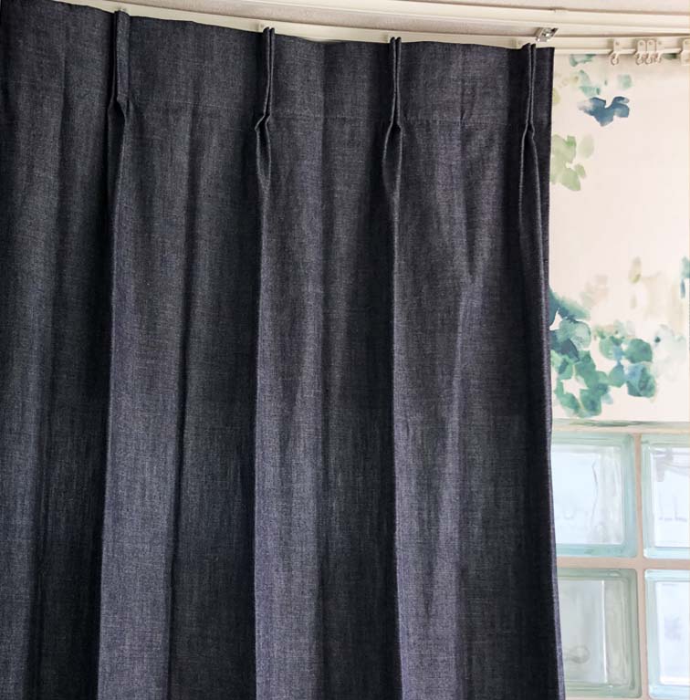 カーテン デニム おしゃれ ドレープカーテン denim 井原 デニム 岡山 本物のデニム 青 ブルー ジーンズ 2倍ヒダ
